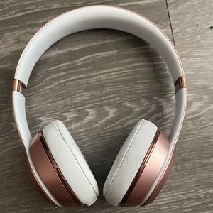 Beats Solo 3 Wireless